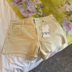 Zara Women's Tan Denim Shorts